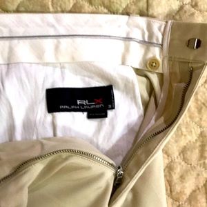 Men’s golf shorts